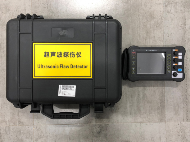 ������̽����